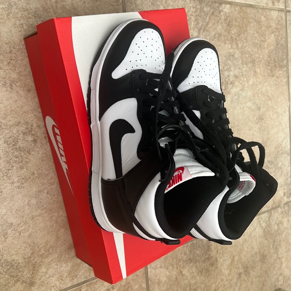 Nike dunk high 7.5 women / 6 men